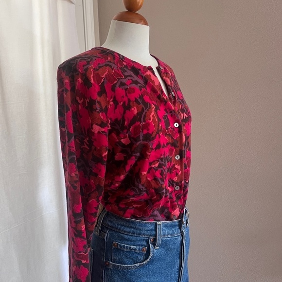 Land’s End Floral Cardigan - Picture 2 of 5